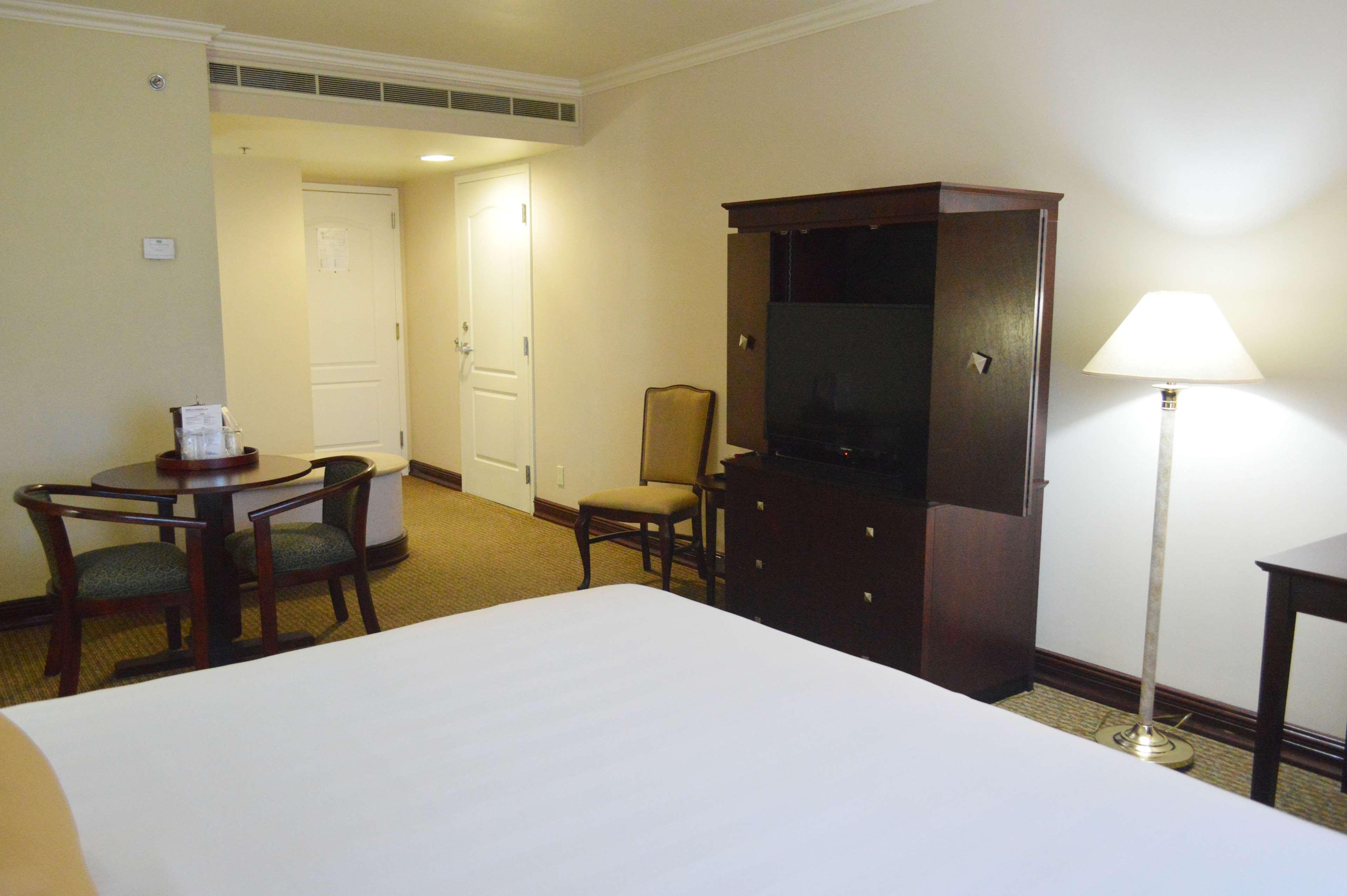 Best Western Plus Les Terrasses De Brehat Плубаланек Екстериор снимка